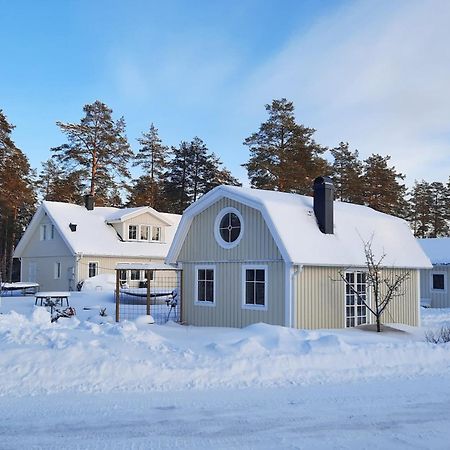 Charmigt hus och mysigt boende! Lejlighed Hudiksvall Eksteriør billede